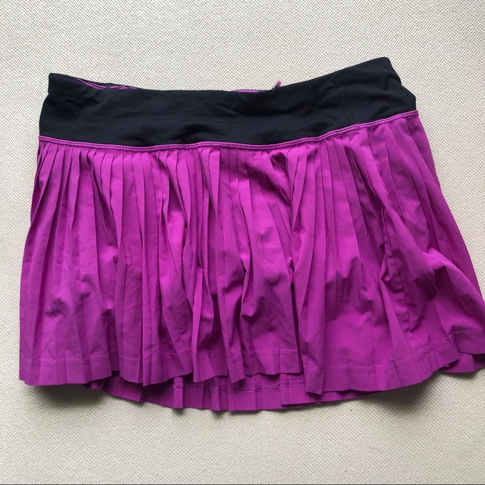 Lululemon Pleat To Street Skirt Size 6 EUC